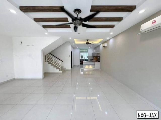 Non Flood Good Condition Bdr Puteri Klang 25sty Hse Gated Guard Sale