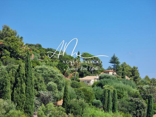 Non Loin Des Plages Belle Vue Mer ! 170m² Cavalaire sur Mer
