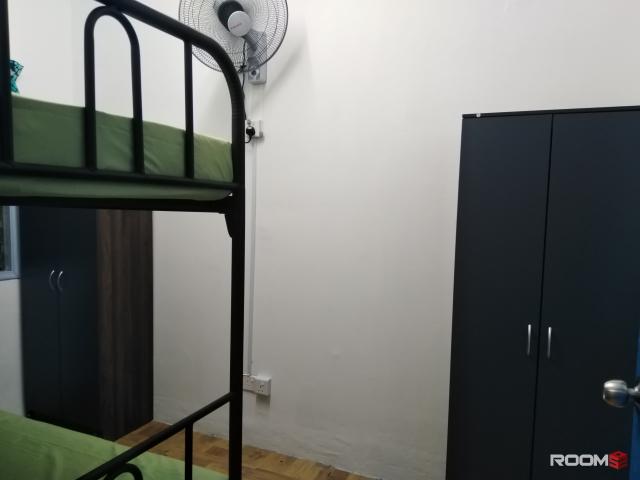 Non sharing 1st floor