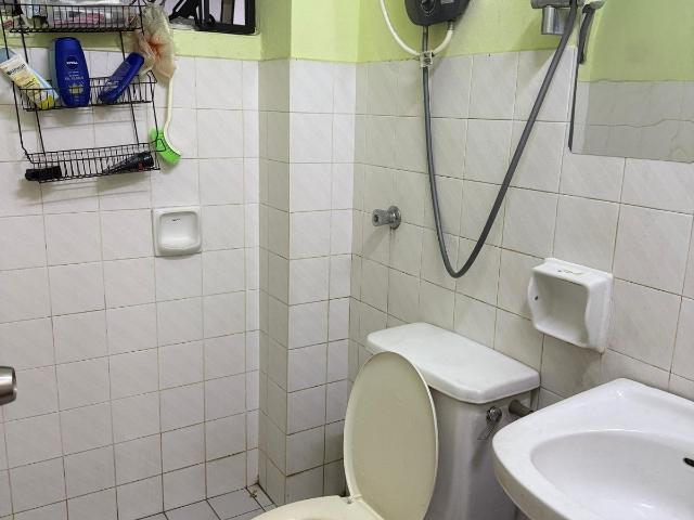 NON SHARING ROOM NEAR LRT SRI PETALING. 0 DEPOSIT INCLUDED PARKING ✅
