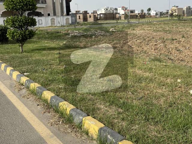Non possessionable Plot available for Sale in Citi Housing Sialkot