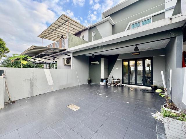 NonBumi 2Storey House Open Concept Setia Tropika for Sale
