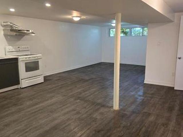 Bsmt 61 Lewiston Road, Toronto, ON, M1P 1X8 house for lease | Listing ID E13110 | Royal LePage