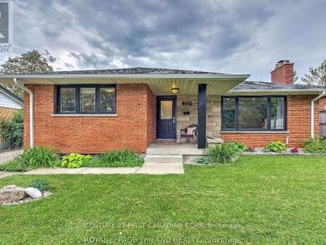 None house for lease | Listing ID X13217 | Royal LePage