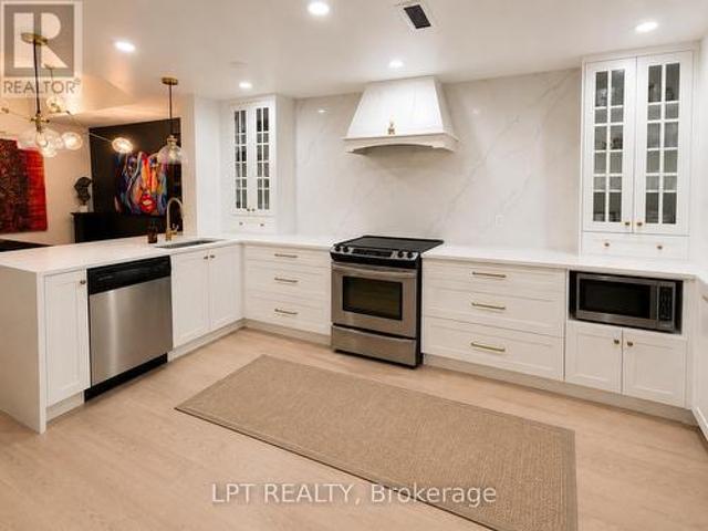 None lease for lease | Listing ID C13106 | Royal LePage