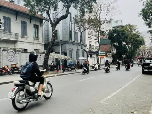 Nóng & mới o9 2628 5 bán. Nhà BT Ngô Thì Nhậm 253m², 3 tầng, MT 18m, Giá TL 146 tỷ Hoàn Kiếm