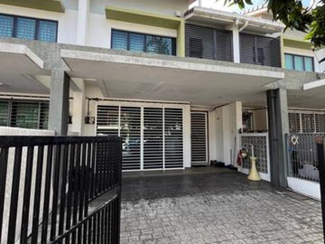 Nobat Bukit Raja Doublestorey Terrace House Jalan Mahligai