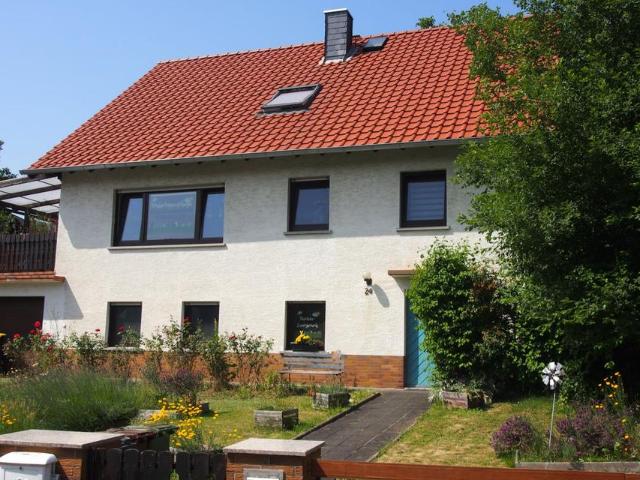 Noch ohne Makler, freist massives Haus in Büdingen