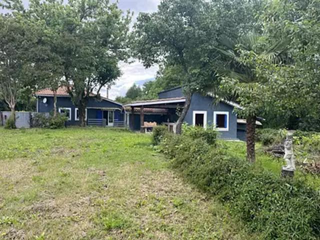 Nogaro 32110 Achat / Vente maison 4 pièces t4 au dernier étage parking