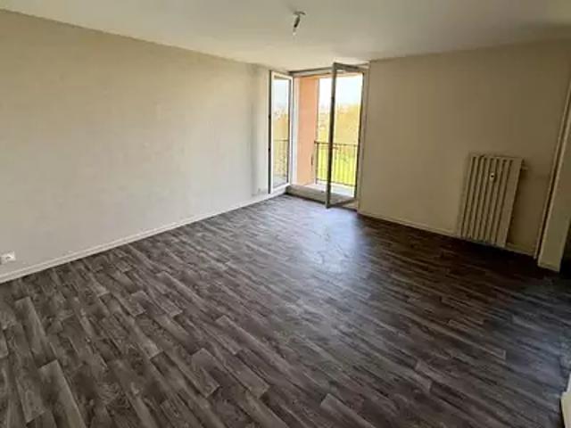 Nogent 52800 Location appartement 5 pièces t5