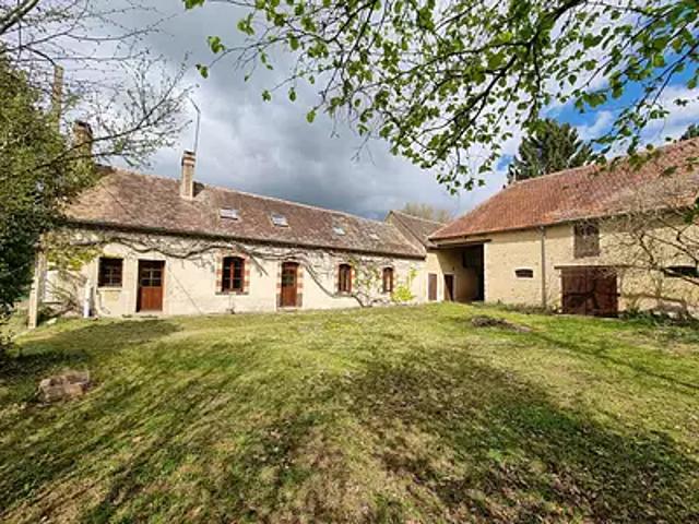 Nogent le Bernard 72110 Achat / Vente maison 6 pièces t6 au dernier étage