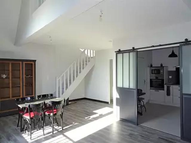 Nogent le Rotrou 28400 Location appartement 2 pièces t2 au dernier étage cave