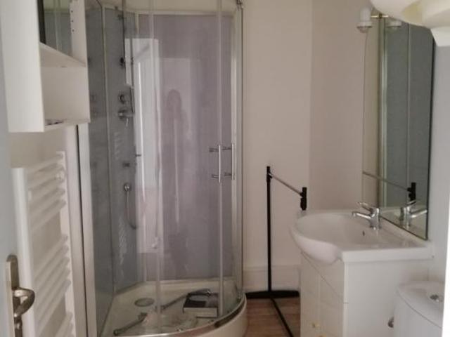 NOGENT LE ROI / Location Appartement 1 Pièce 27 m²