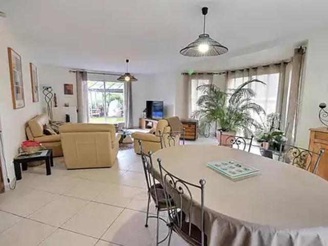 Nogent le Roi 28210 Achat / Vente maison 5 pièces t5