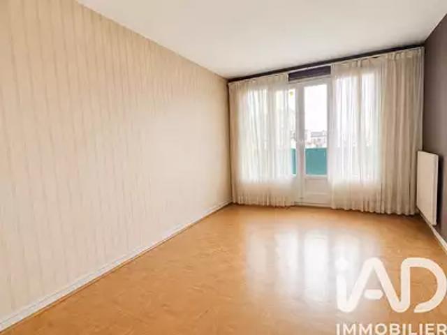 Nogent sur Marne 94130 Achat / Vente appartement 1 pièce t1 parking