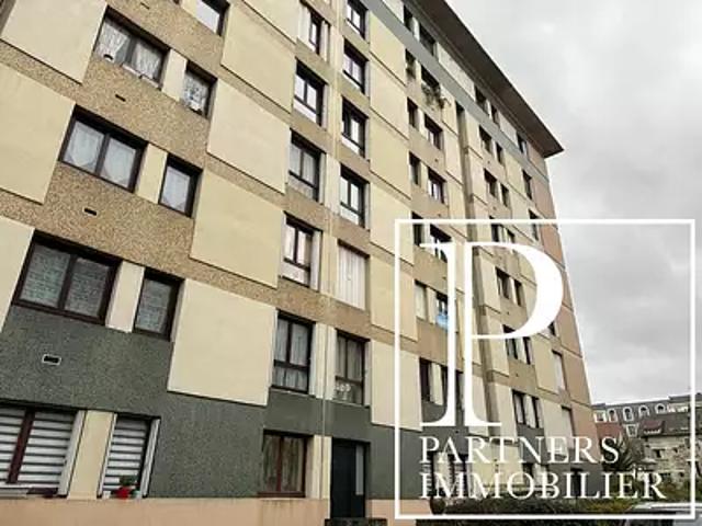 Nogent sur Marne 94130 Location appartement 4 pièces t4 au dernier étage cave