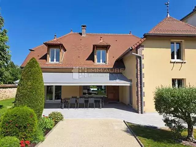 Nogent sur Seine 10400 Achat / Vente maison 8 pièces t8 piscine
