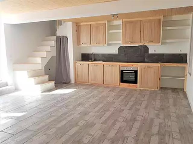 Nogent sur Vernisson 45290 Location maison 2 pièces t2 jardin terrasse