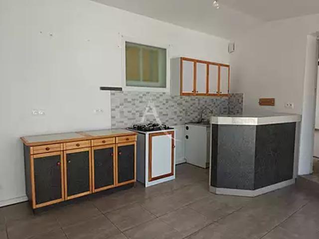 Noirmoutier en l'Ile 85330 Location appartement 4 pièces t4 au dernier étage