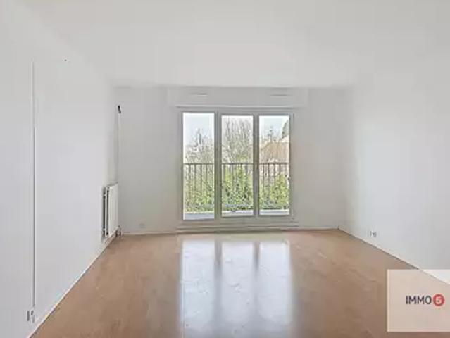 Noisy le Grand 93160 Achat / Vente appartement 4 pièces t4 au dernier étage