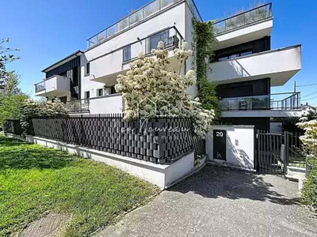 Noisy le Grand 93160 Achat / Vente appartement 2 pièces t2 au dernier étage terrasse