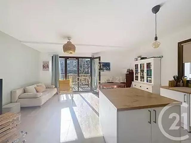 Noisy le Grand 93160 Achat / Vente appartement 3 pièces t3
