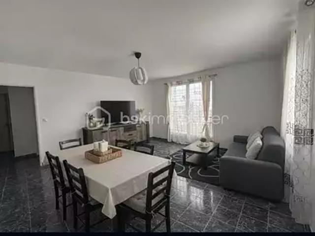 Noisy le Grand 93160 Achat / Vente appartement 3 pièces t3 au dernier étage