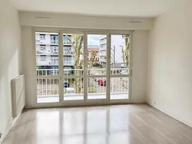 Noisy le Grand 93160 Achat / Vente appartement 3 pièces t3 balcon