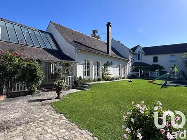 Noisy le Roi 78590 Achat / Vente maison 14 pièces t14 piscine terrasse