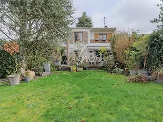 Noisy le Roi 78590 Achat / Vente maison 5 pièces t5 terrasse cave