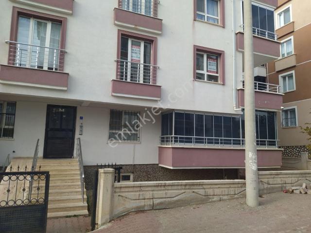 Nokta Emlakta 3+1 Hastane Civarı Giriş Üstü Kiralık Daire