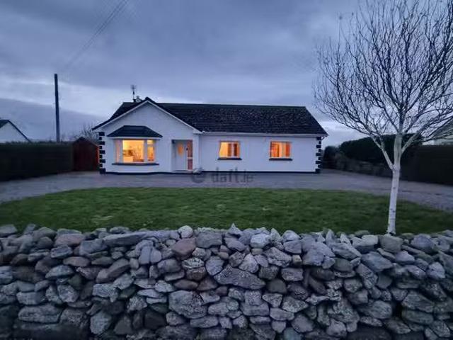 Nolans Hill, Fenit, Co. Kerry is for rent
