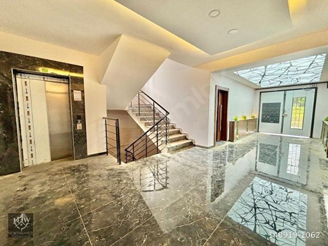 NORTH&WEST'TEN ARA KAT ÖNÜ PARK CEPHE FIRSAT SATILIK 2+1 DAİRE