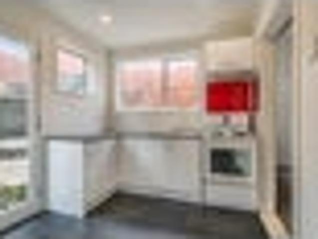 North Dunedin, 4 bedrooms, $920 pw