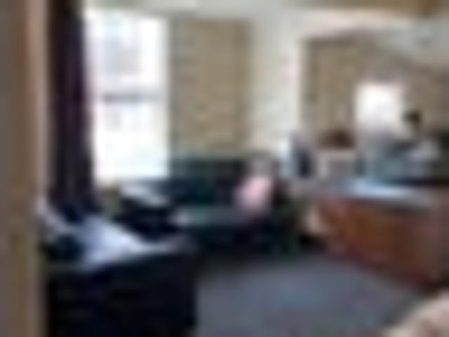 North Dunedin, 5 bedrooms, $1000 pw
