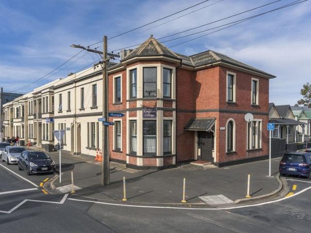north dunedin, 6+ bedrooms