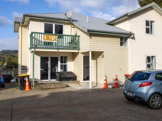 north dunedin, 6+ bedrooms