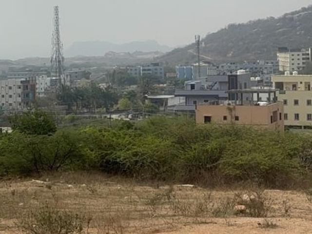 North East Apartment 800 Sq. Yd. Plot in Puppalaguda Hyderabad Listing ID: #10235