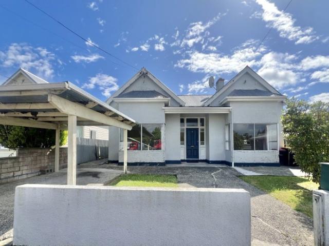 north east valley, 4 bedrooms