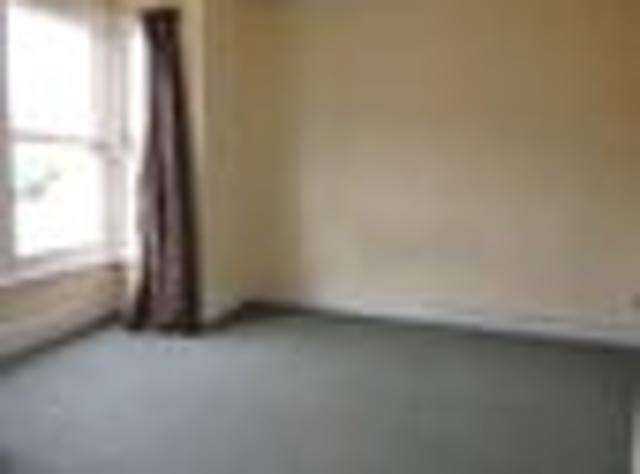 North East Valley, 5 bedrooms, $800 pw