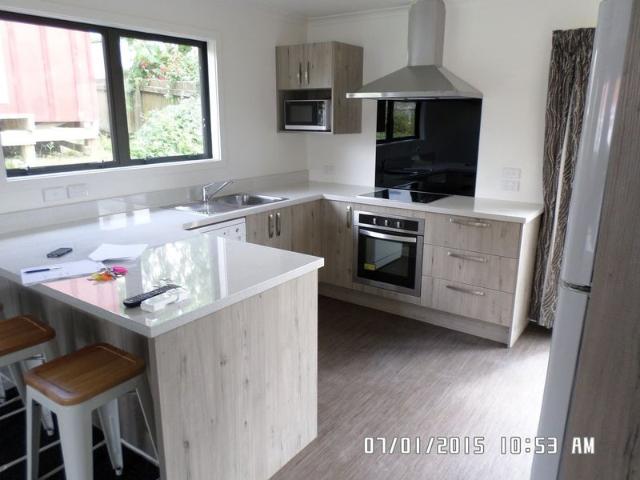 north east valley, 6+ bedrooms