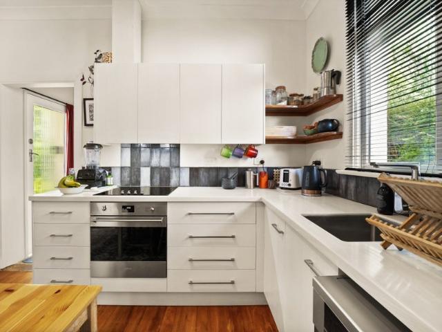 north east valley, 2 bedrooms