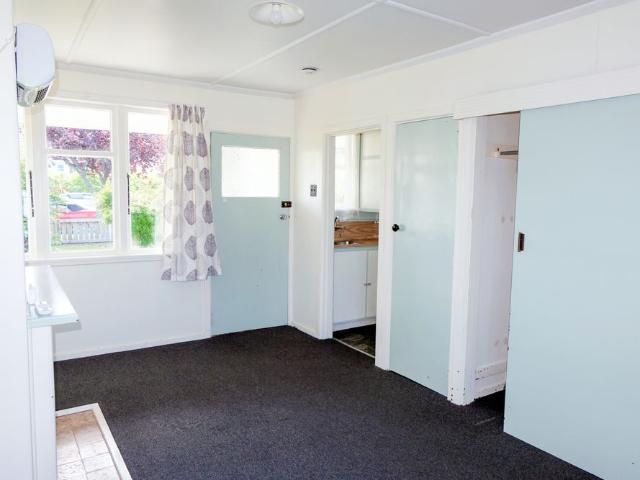 NORTH END BEDSIT