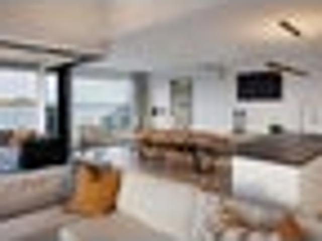 North Facing Coastal Living in Beachlands