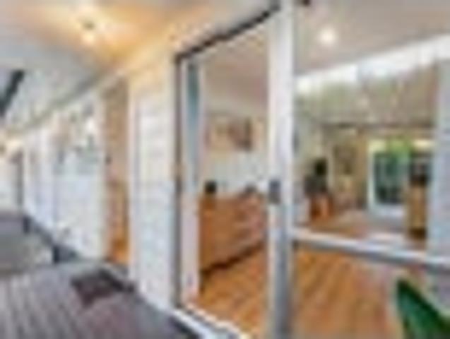 North Facing, Garden Facing, Buyer Facing