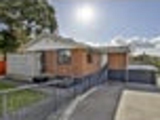 North Facing Waterfront Living
