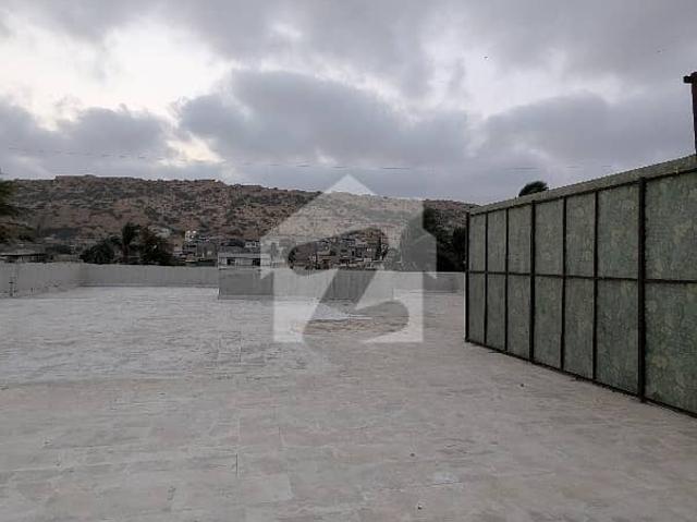 North Nazimabad Block D 3 Bed DD Portion For Sale 2nd Floor With Roof On Booking Of 3 Months
