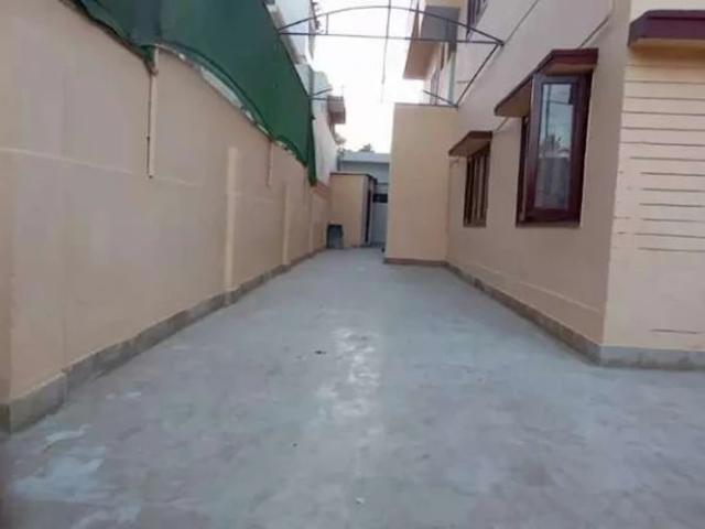 North Nazimabad block D on main road Best Location best for schools Karachi North Nazimabad ID 58233