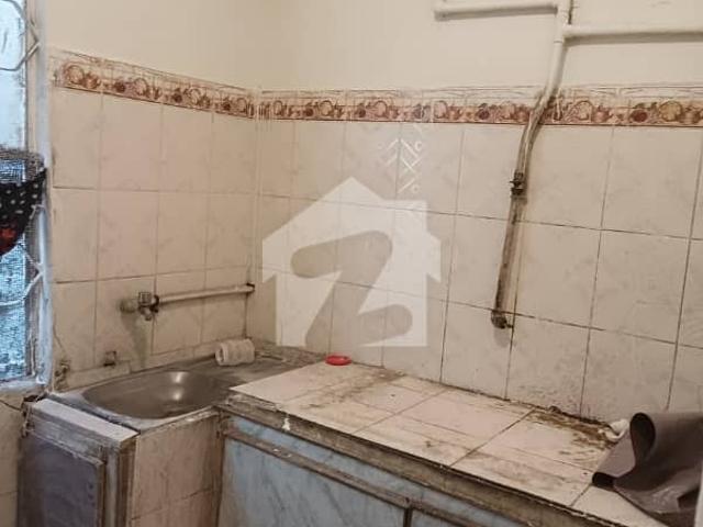 North Nazimabad block S House for sale in 1st street Livable condition West open House