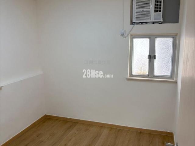 North Point Metropole Building [Agency Ads] Unit 45,High Floor 16 25|25/F With The Key, You Can View All Your Home Appliances. Hints